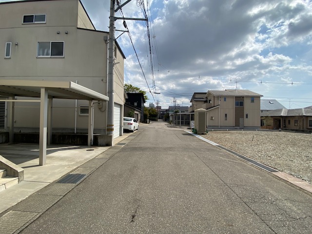 金沢市泉が丘土地　の画像(3枚目)です