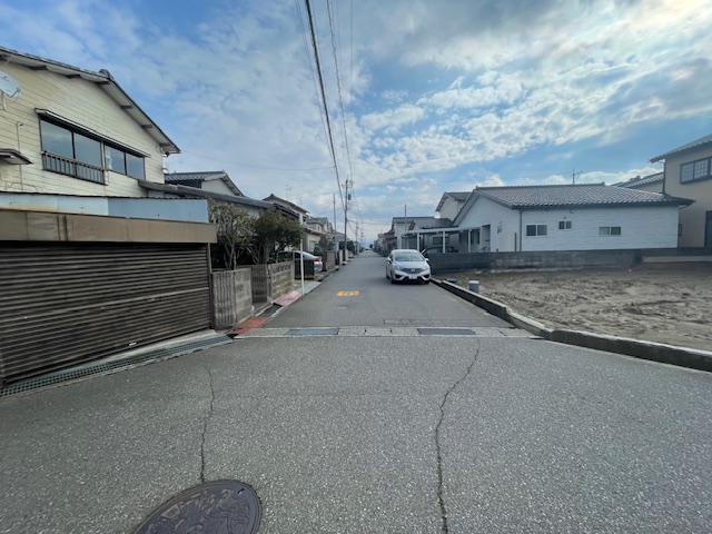 白山市八田町土地の画像(3枚目)です